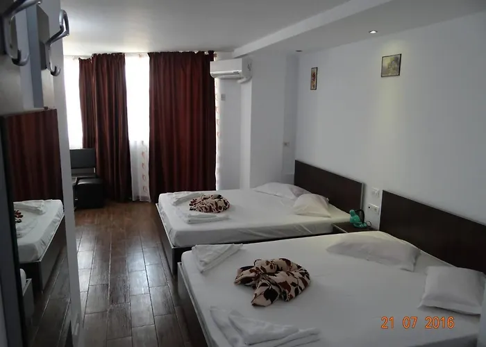 Casa Marea Neagra بيت ضيافة كوستِنيست